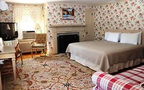 Governors Inn Nh 3*
